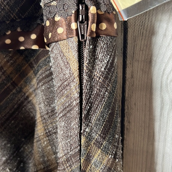 Maurice’s mixed print skirt size 11/12 - Picture 3 of 7